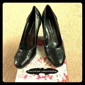 Chinese Laundry Black Leather Wedge